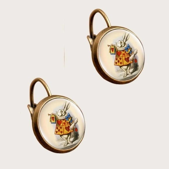 Alice In Wonderland White Rabbit In Courtyard Earrings Round Circular Earrings - Picture 2 of 6